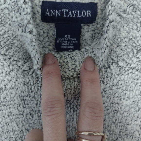 Ann Taylor Sweater Shell - Picture 6 of 7